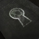 A Double Tour by Gabriel Werlen & Marchand de trucs & Mindbox - Brown Bear Magic Shop