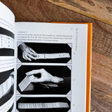 Five Points In Magic by Juan Tamariz - Book - Brown Bear Magic Shop