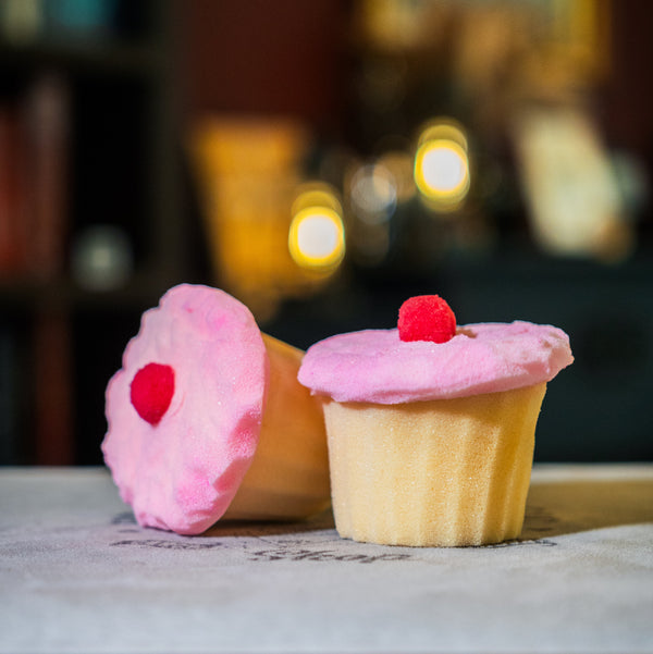 Sponge Cupcake (2 pieces) by Alexander May