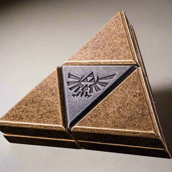 The Legend of Zelda™ – Huzzle Triforce by Hanayama - Brown Bear Magic Shop