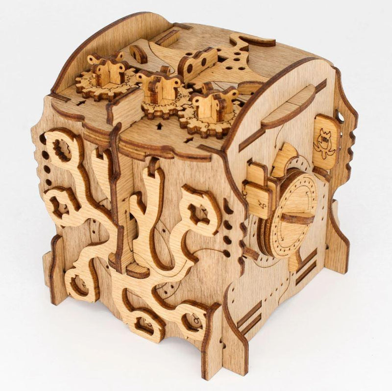 Captain's Nemo Nautilus - Cluebox - Brown Bear Magic Shop