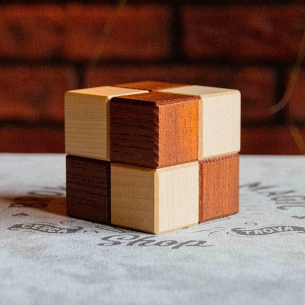 Cube 4 by Karakuri - Brown Bear Magic Shop