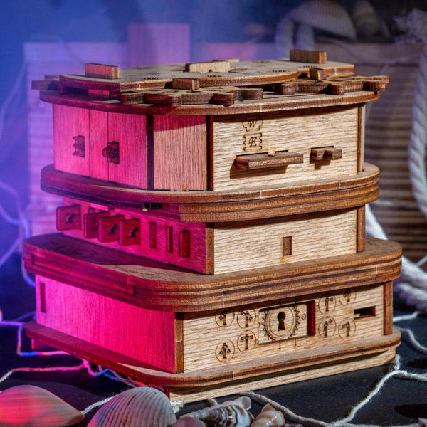 Davy Jones Locker - Cluebox - Brown Bear Magic Shop