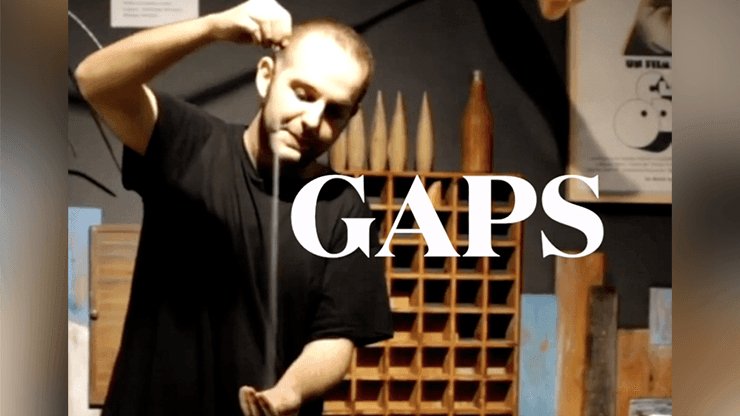 Gaps Pour by Gonzalo Albiñana - Brown Bear Magic Shop