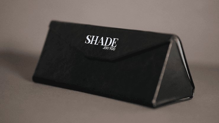 SHADE by Jeki Yoo - Brown Bear Magic Shop